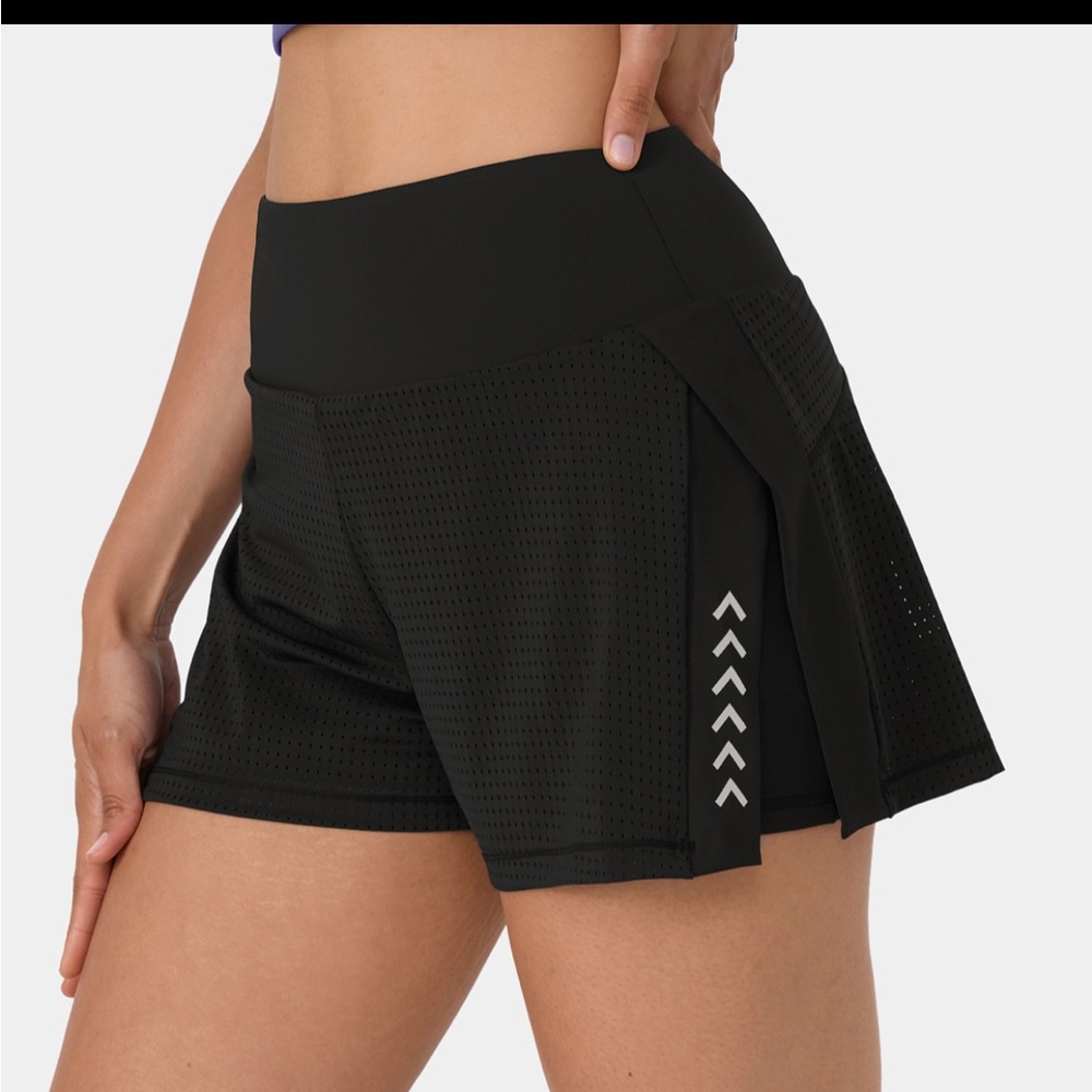 HALARA high waisted mesh split hem yoga short